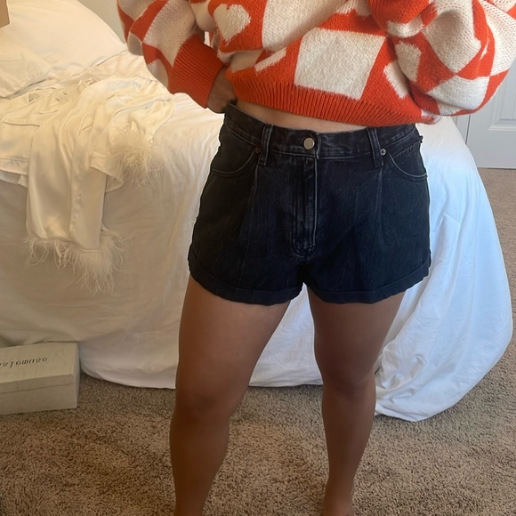 Annie high rise Abercrombie shorts - Picture 1 of 3